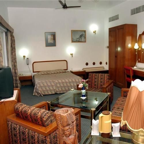 Hotel Lake View Ashok Бопал Екстериор снимка